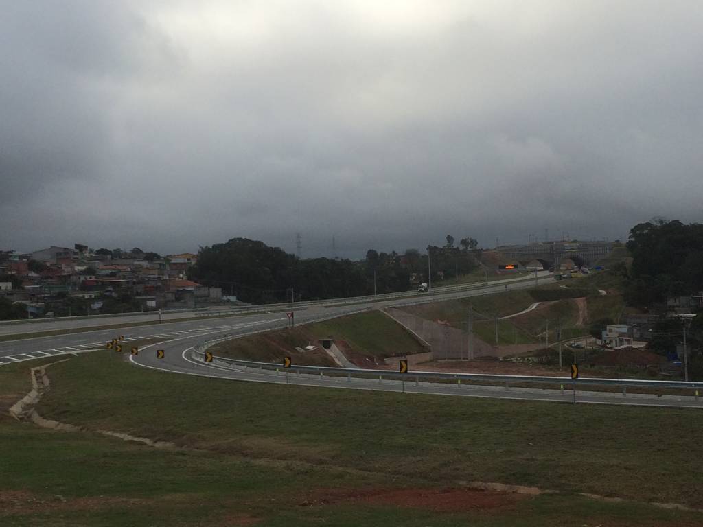 Trecho leste do Rodoanel é inaugurado com mais de um ano de atraso