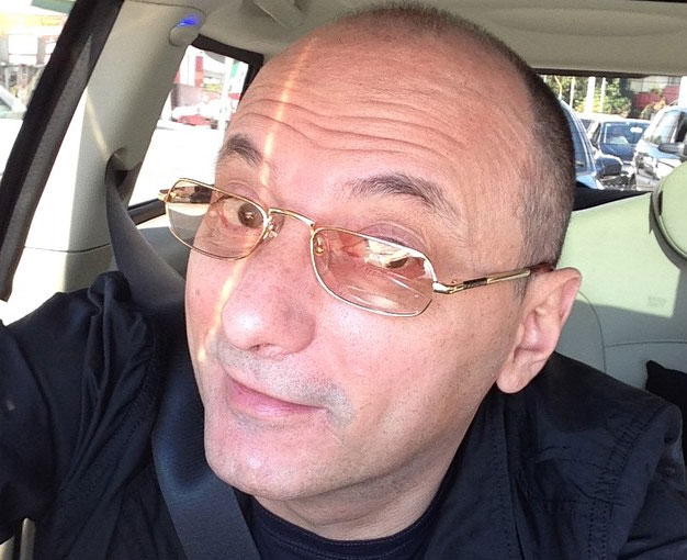 Britto Jr. publica foto no Instagram e cutuca a Record