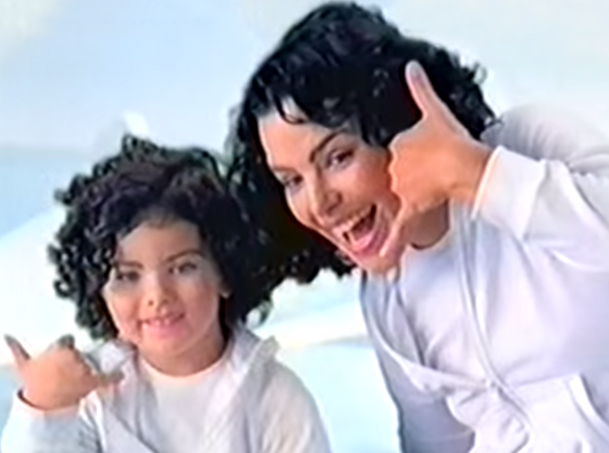 Você se lembra da mini Ana Paula Arósio? Veja como ela está hoje