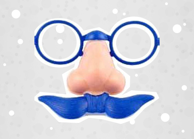 Magazine 25:&nbsp;&oacute;culos com nariz e bigode (R$ 21,21 com 12 unidades)&nbsp;