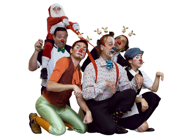 Palhaços se inspiram nas festividades para criar Circo de Natal