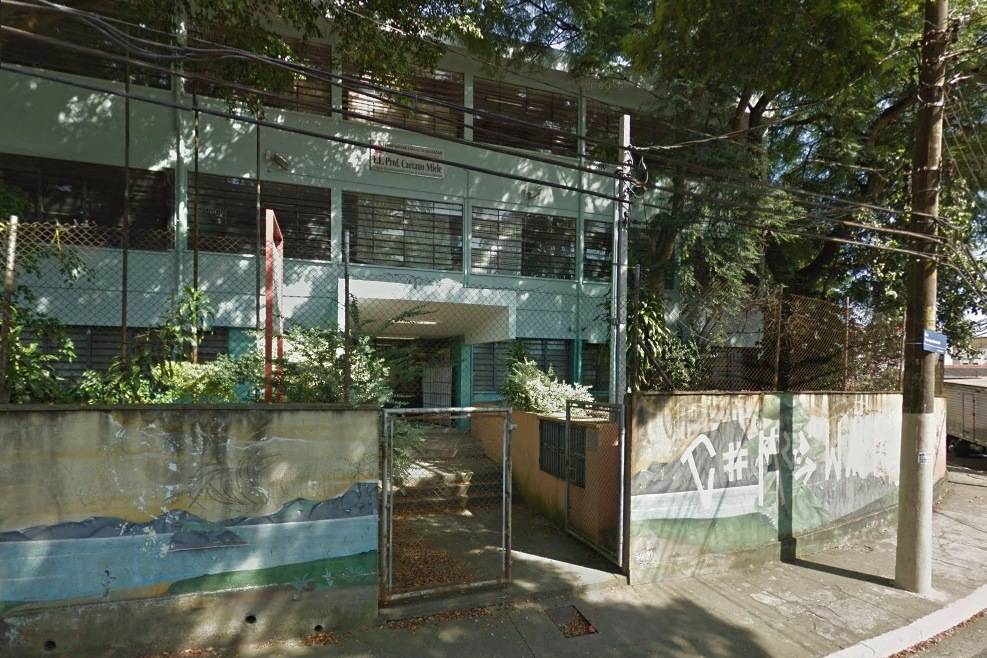 Alunas têm sintomas de intoxicação após comer creme de avelã em escola