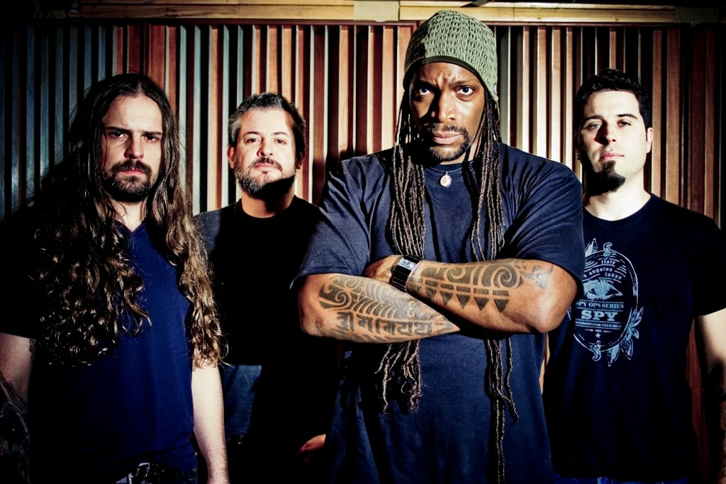 Sepultura, que toca sábado (20) na cidade, planeja lançar documentário