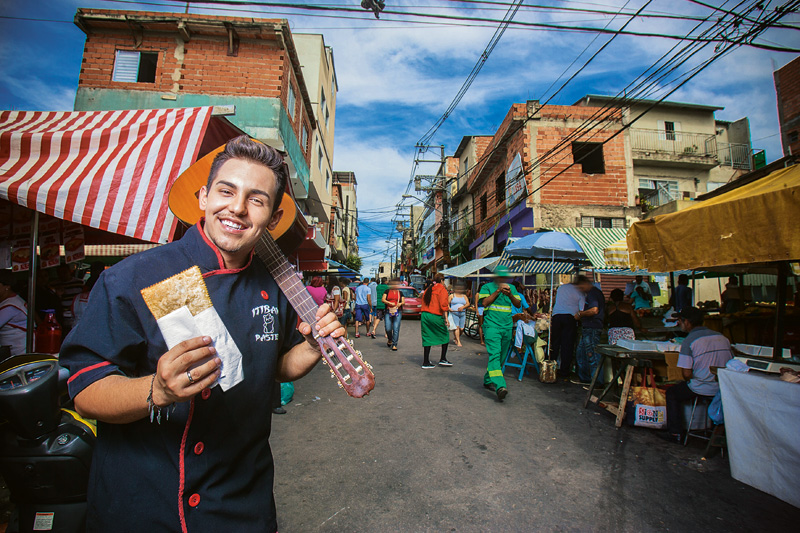 O pasteleiro Victor Kreutz: compositor do tema de abertura do folhetim O pasteleiro Victor Kreutz: compositor do tema de abertura do folhetim