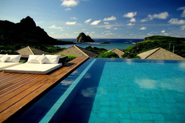 Piscina com borda infinita: na Pousada Maravilha Piscina com borda infinita: na Pousada Maravilha