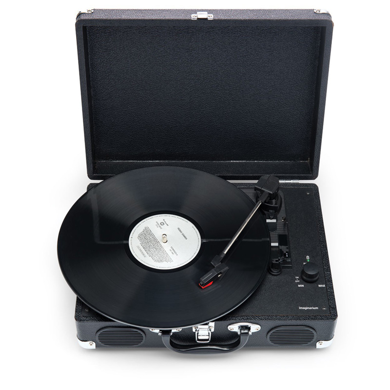 Maleta com vitrola port&aacute;til, R$ 569,91, da&nbsp;<a href="https://www.imaginarium.com.br/" rel=" Imaginarium" target="_blank">Imaginarium</a>
