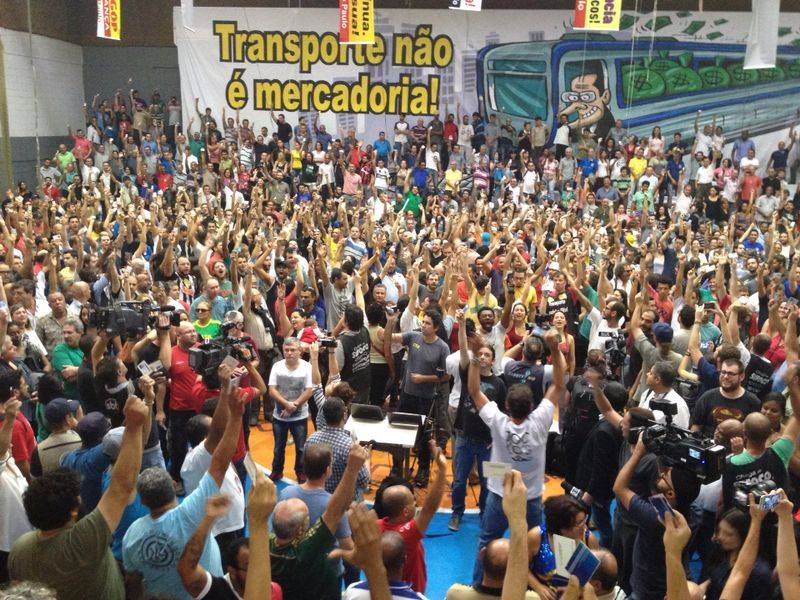 Metroviários podem entrar em greve