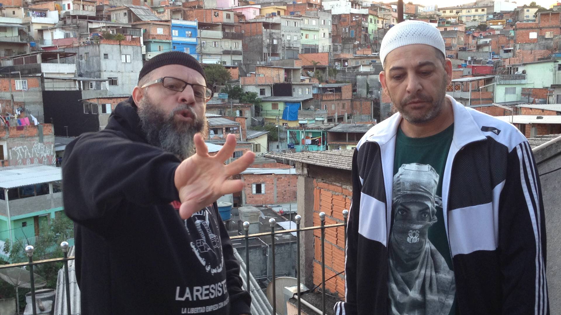 Adeptos do islã, rappers aliam música e religião na periferia
