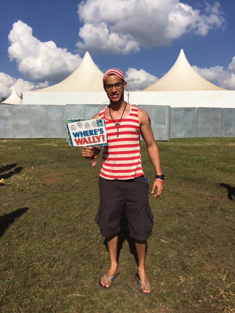 Onde est&aacute; Wally? Este aqui voc&ecirc; pode encontrar no Tomorrowland
