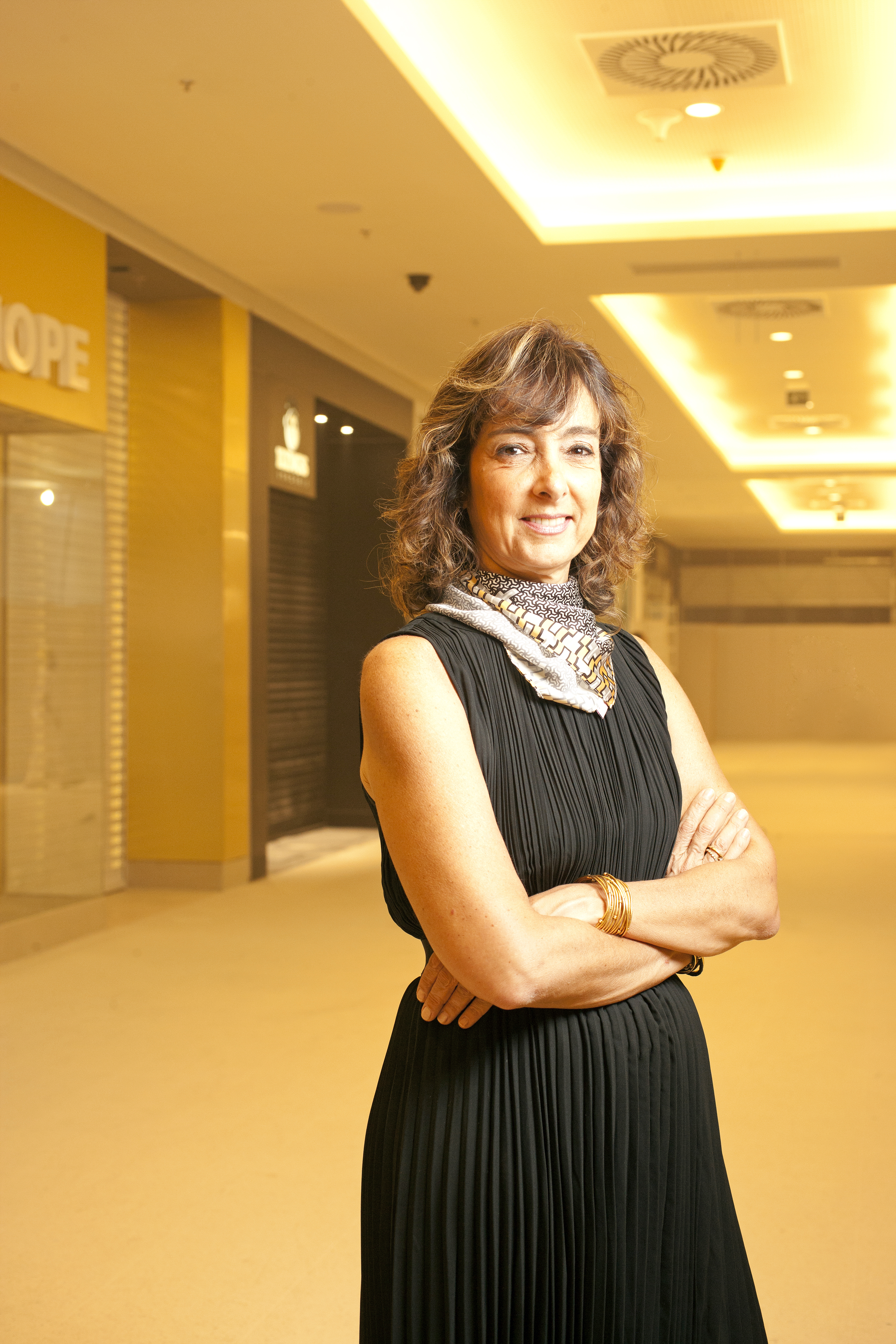 	Renata Rouchou, diretora de desenvolvimento da Starbucks, que trar&aacute; o conceito das lojas de rua (sof&aacute;s, poltronas, espa&ccedil;os de conex&atilde;o de produtos eletr&ocirc;nicos) para o shopping