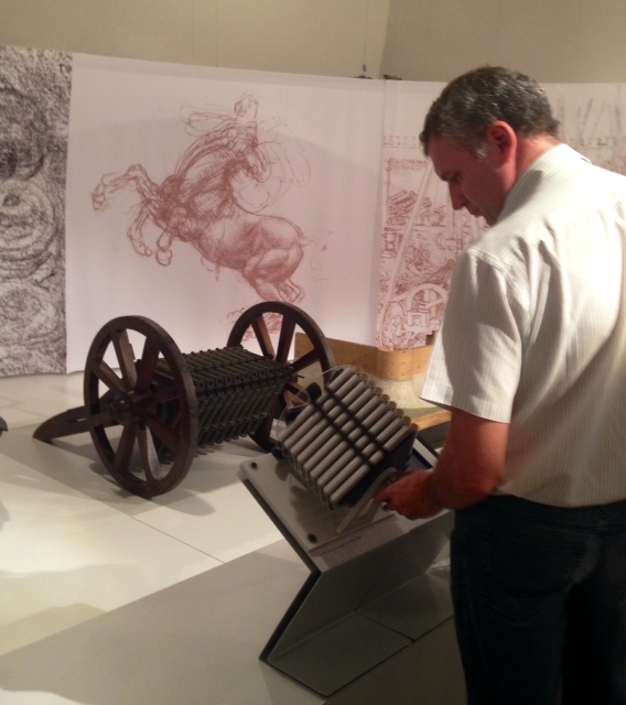 Arma com dispositivo giratório, de Da Vinci, outra exposição gratuita na cidade Arma com dispositivo giratório, de Da Vinci, outra exposição gratuita na cidade