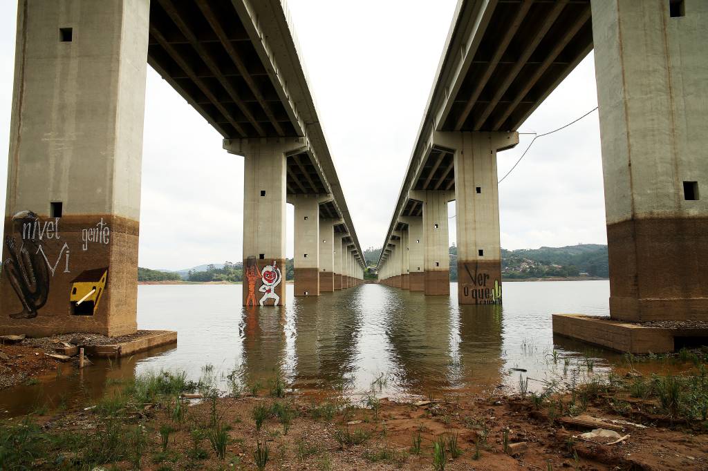 Nível do Cantareira permanece estável neste sábado