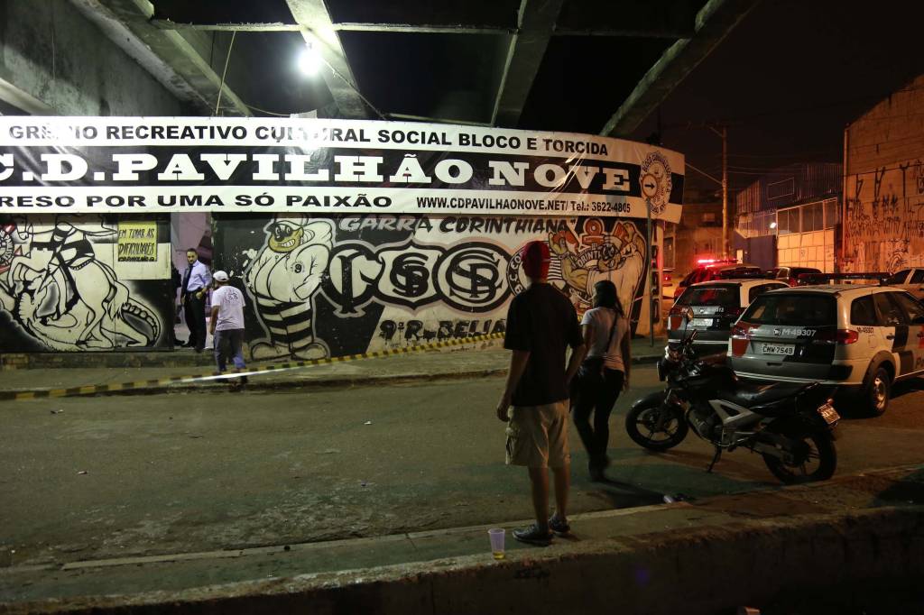 Oito torcedores do Corinthians são mortos a tiros na Zona Oeste