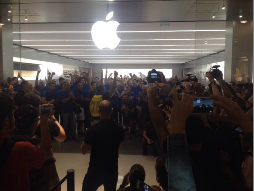 Trata-se da primeira unidade oficial da Apple na capital Trata-se da primeira unidade oficial da Apple na capital