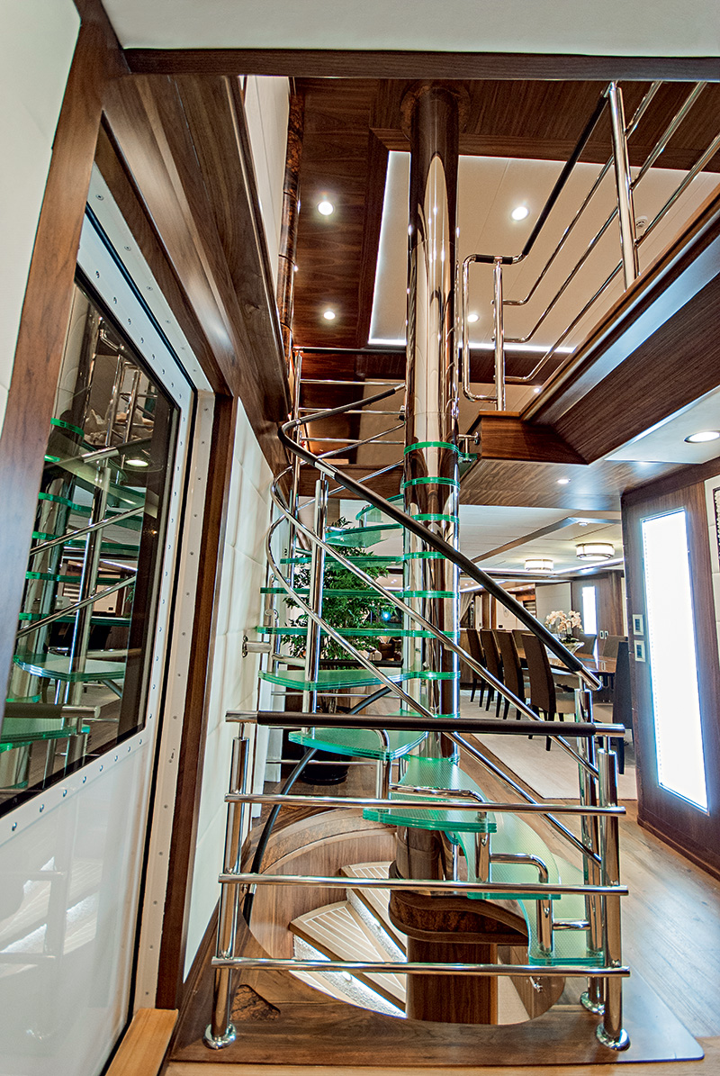 Conheça o iate de 54 milhões de reais