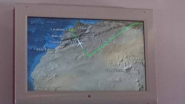 O telão do avião mostra o desvio da rota para o Marrocos, após sair da Turquia para São Paulo O telão do avião mostra o desvio da rota para o Marrocos, após sair da Turquia para São Paulo
