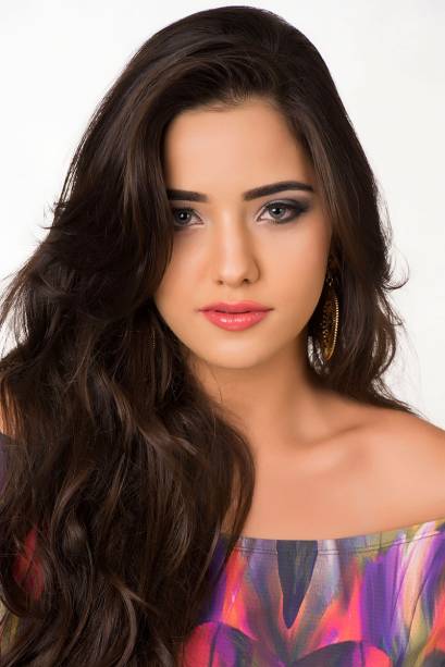 Cabre&uacute;va: Franciele Cristina Batista