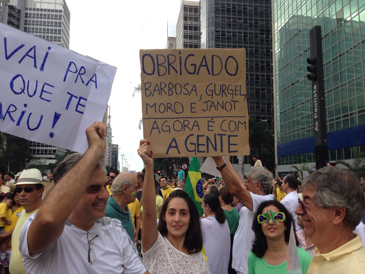 Obrigado, Gurgel, Barbosa, Moro e Janot. Agora, &eacute; com a gente"