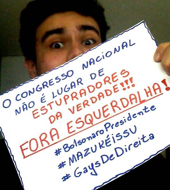 Smith Hays manifesta suas opini&otilde;es no Facebook