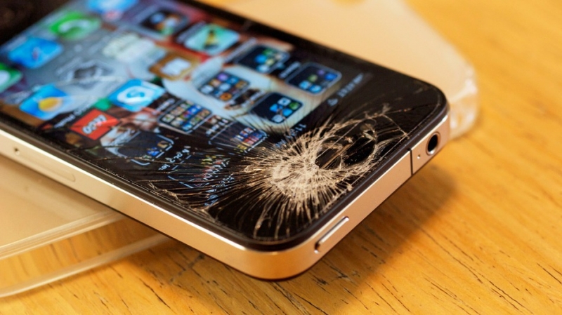 iPhone quebrado
