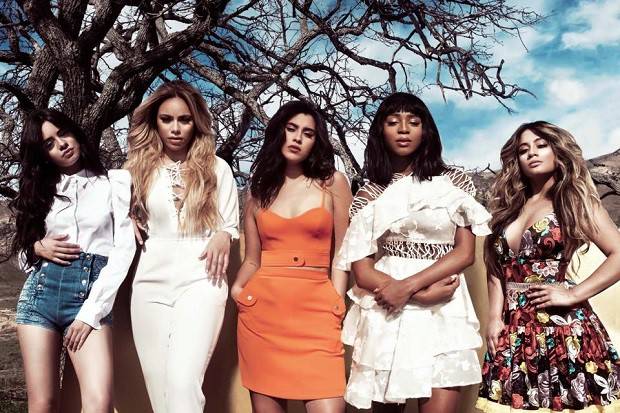 Dobra o número de fãs na fila para o show da banda Fifth Harmony