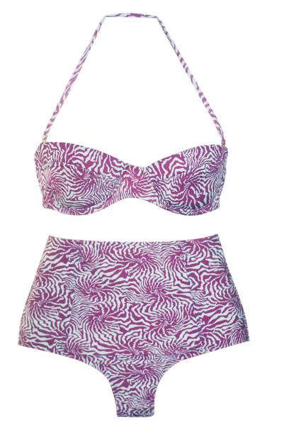 Biquíni com hotpant - Estampa de zebra e calcinha à moda dos anos 50, Adriana Degreas. De R$ 460,00 por R$ 230,00 Biquíni com hotpant - Estampa de zebra e calcinha à moda dos anos 50, Adriana Degreas. De R$ 460,00 por R$ 230,00