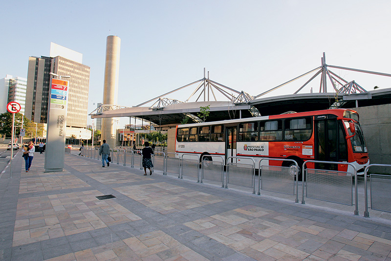Para conceder terminais, Doria inclui venda de áreas do entorno