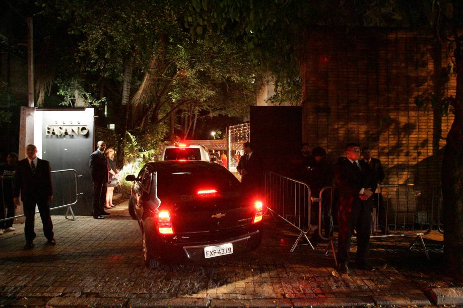 Convidados chegam &agrave; Casa Fasano