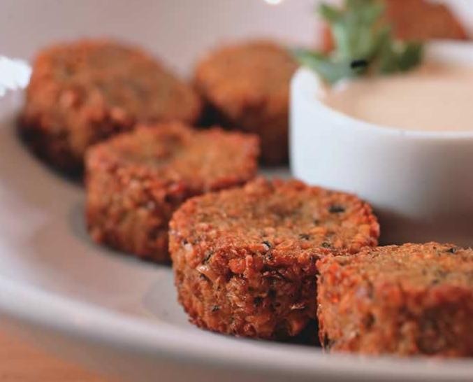 Bons endereços para comer faláfel dourado e crocante