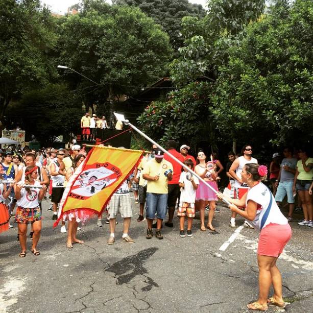 	Bloco N&atilde;o Serve Mestre