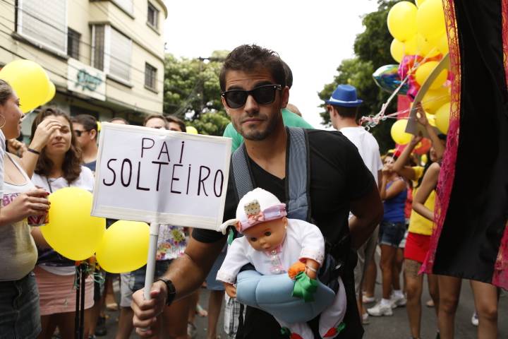 Foli&atilde;o no bloco Fogo e Paix&atilde;o, no s&aacute;bado (31)