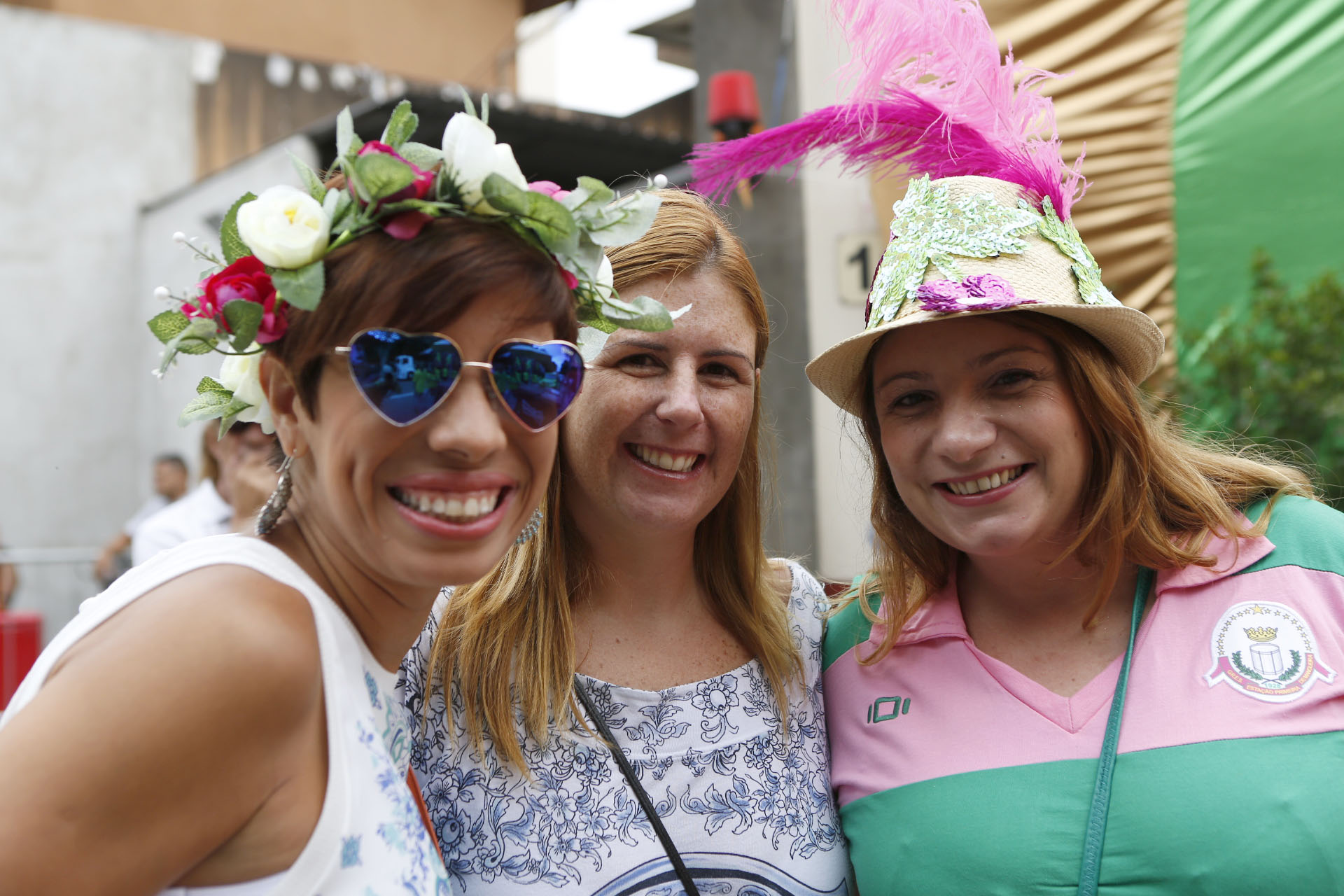 Foli&atilde;s aproveitam o bloco Fogo e Paix&atilde;o, no s&aacute;bado (31)