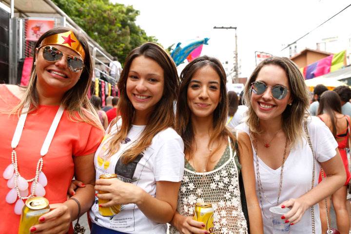 Foli&otilde;es no bloco Fogo e Paix&atilde;o, no s&aacute;bado (31)