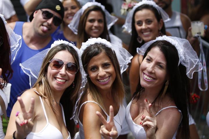 Bloco Casa Comigo, no domingo (1&deg;)