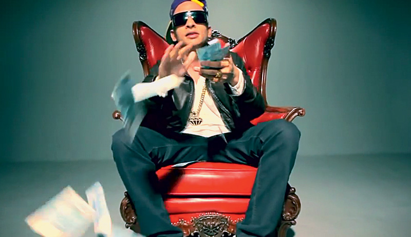 MC Guimê no clipe Plaque de 100