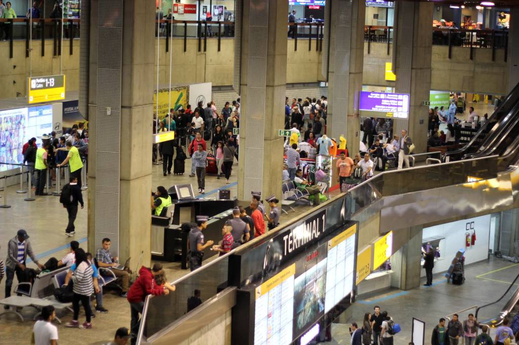 Greve pode paralisar aeroportos do país nesta quinta