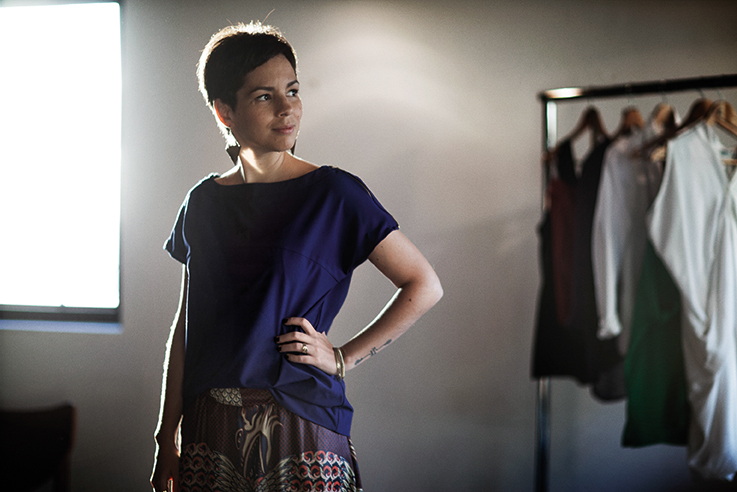 A consultora Luanda Barros é fã da simplicidade nos looks de praia A consultora Luanda Barros é fã da simplicidade nos looks de praia