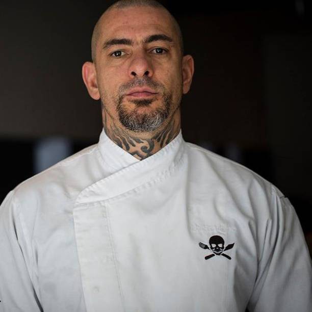 Já botei muito nego pra chorar. A cozinha é pra quem gosta, tem que ter pegada" - Henrique Fogaça, chef do Sal Gastronomia e jurado do "MasterChef Brasil"