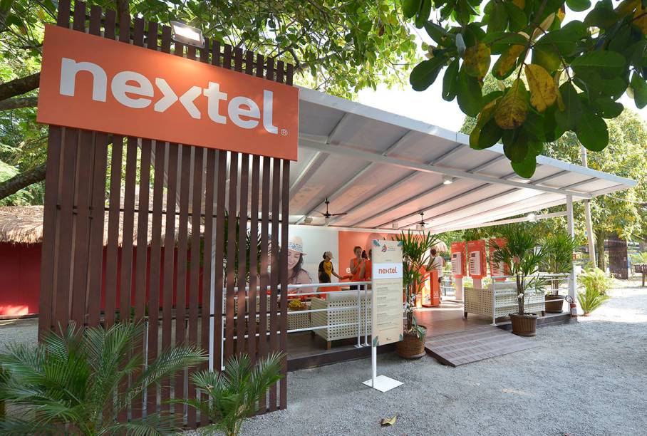 Estande Nextel oferece oficinas gratuitas e carga de bateria de celulares Estande Nextel oferece oficinas gratuitas e carga de bateria de celulares