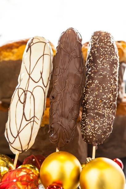 	Villa Grano: doce &eacute; servido no palito com coberturas como chocolate branco