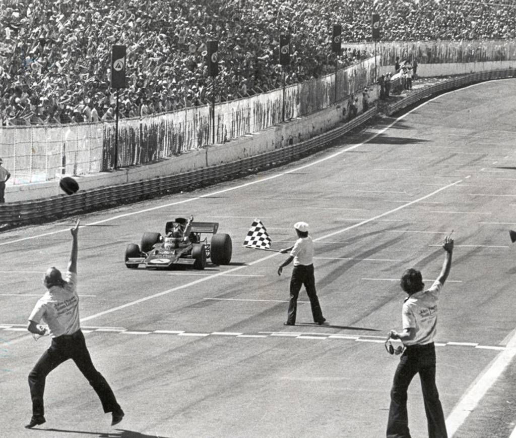 Vitórias de Fittipaldi e acidentes: as fotos históricas de Interlagos