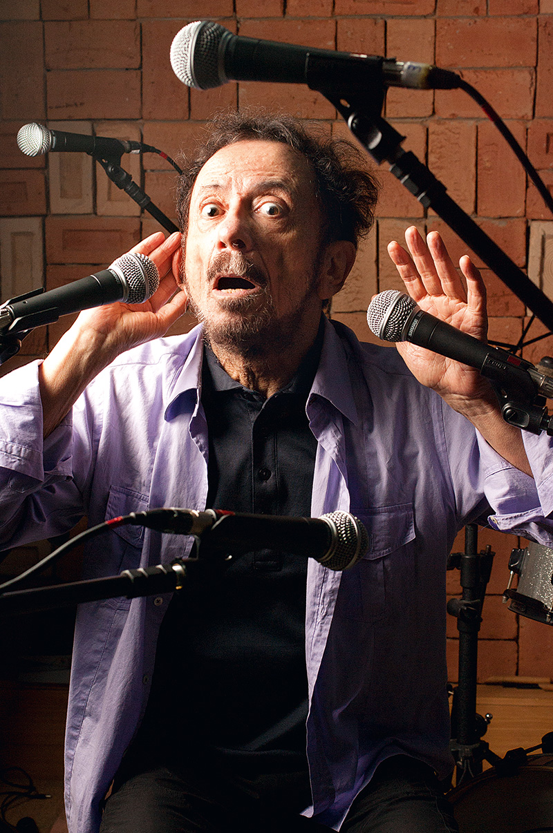 Tom Zé lança novo álbum