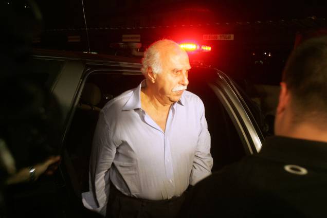 Em 2009, acusado de estupro e atentado violento ao pudor, chegando ao 40º Distrito Policial da Vila Santa Maria, na Zona Norte. Em 2009, acusado de estupro e atentado violento ao pudor, chegando ao 40º Distrito Policial da Vila Santa Maria, na Zona Norte.