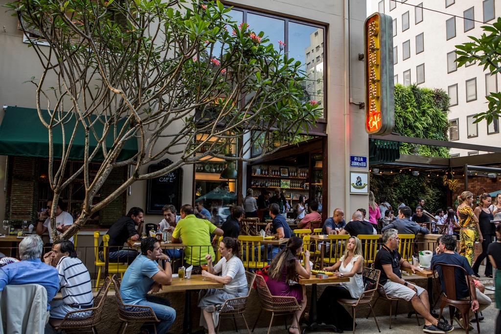 Novos bares que estão na moda em São Paulo