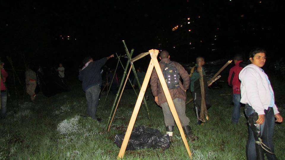 MTST faz manifestação por terreno ocupado no Morumbi