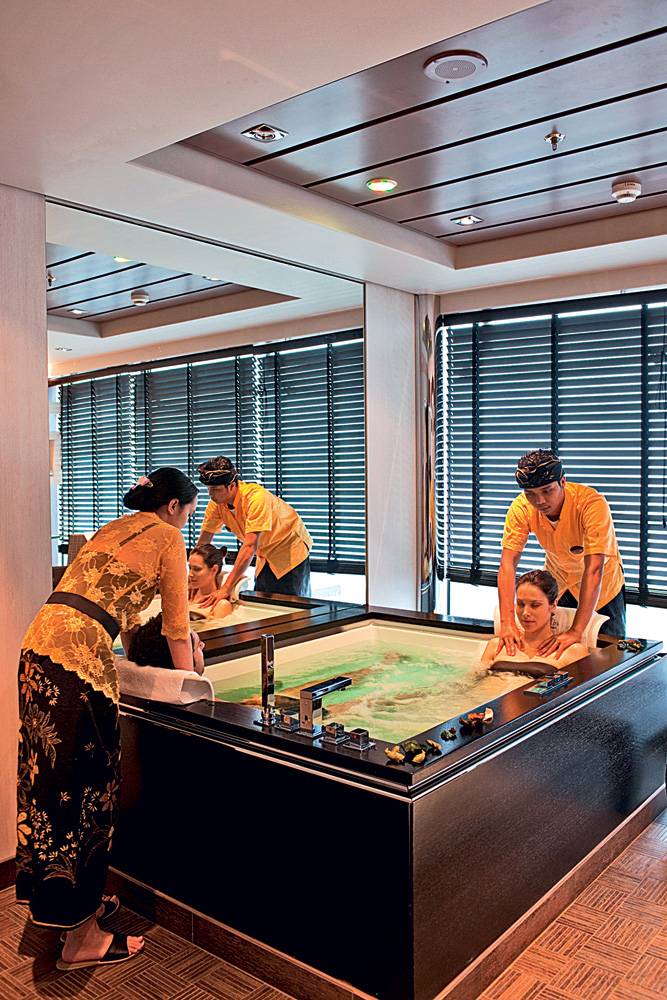 MSC Fantasia, o resort flutuante