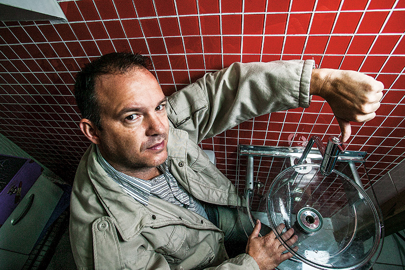 Paulistanos de alguns bairros reclamam de falta de água