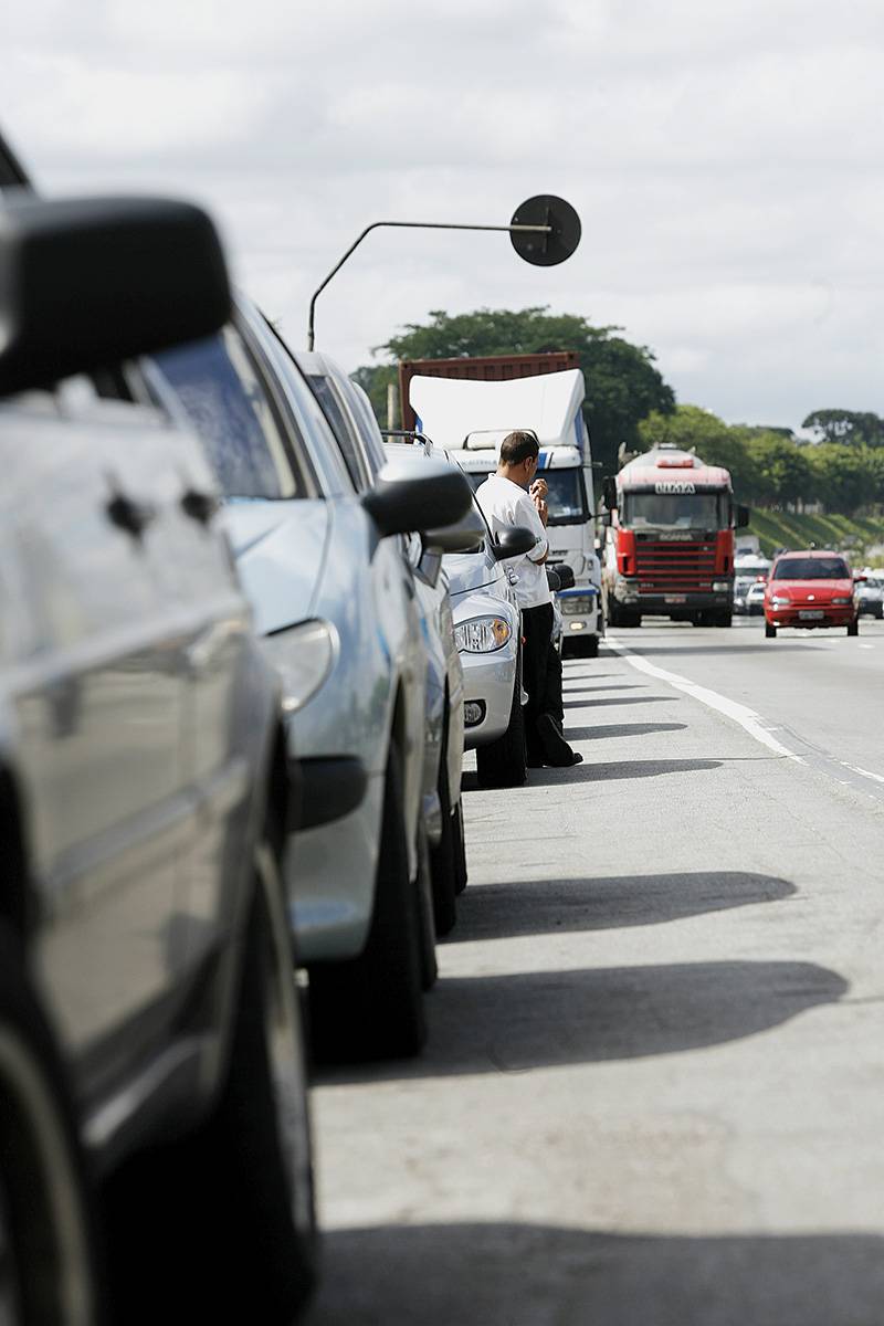 Rodízio de veículos pode ter horário e área ampliados