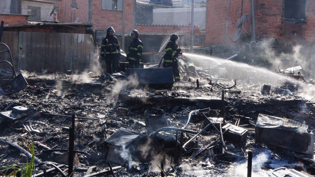 sapopemba incêndio favela
