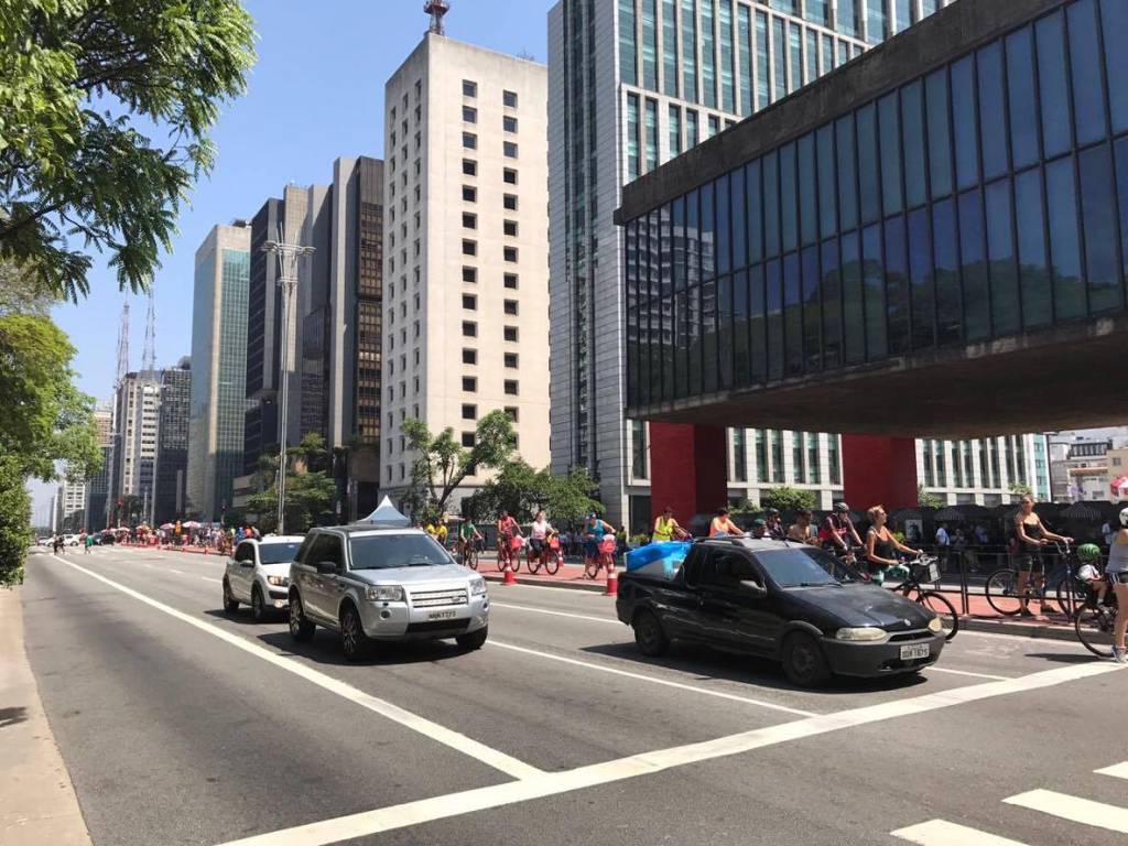 CET muda horário de fechamento da Paulista para pedestres